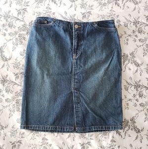 Old Navy pencil denim skirt